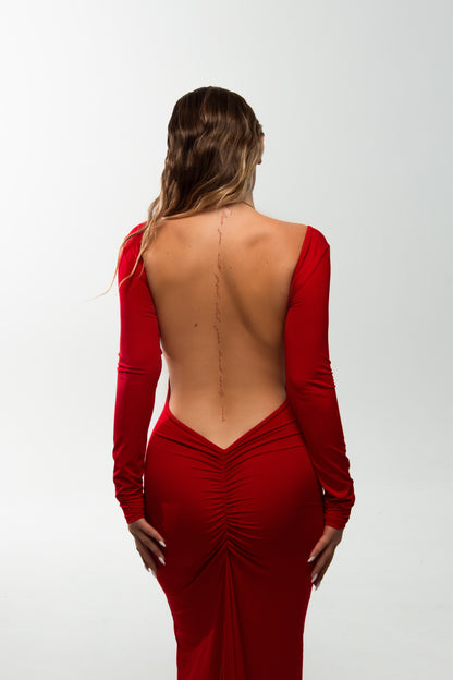 Dress with an open back